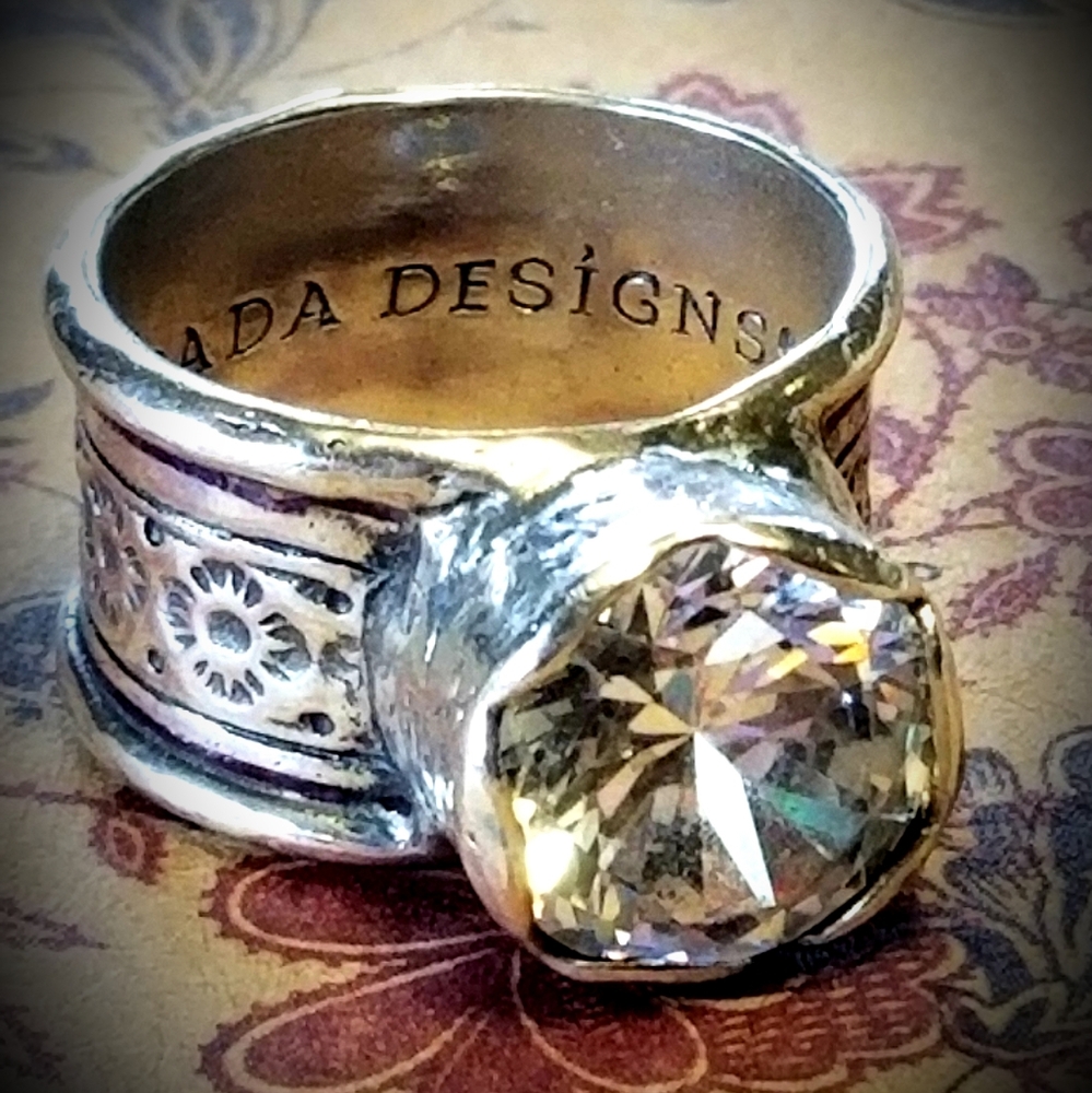 Silpada Sterling Silver & Zirconia Queen for A Day Ring - Picture 10 of 14